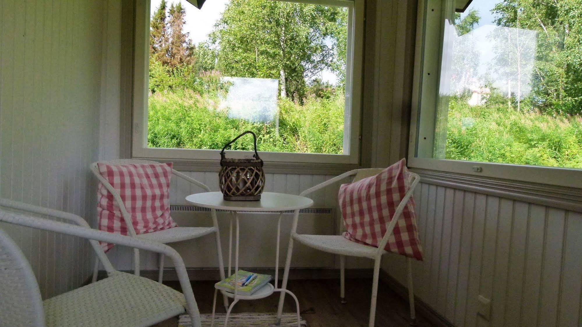 Ferienhaus Salkolahti Lomamoekit Längelmäki